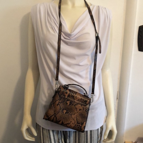 Snake Skin Style Crossbody bag.  Very cute bag that fits the essentials. - Picture 3 of 6